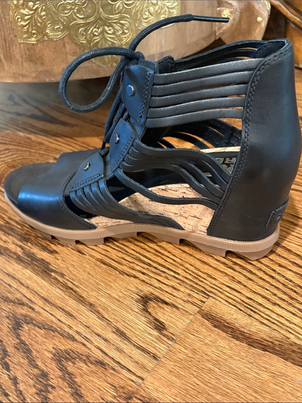 Sorel Black Lace-Up Wedge Sandals with Tan Sole size 9 - Picture 9 of 12